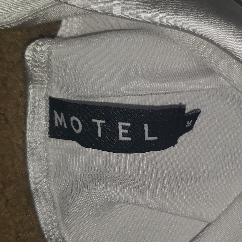 Motel Rocks - Picture 2 of 2